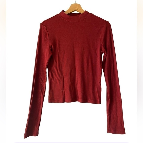 DOUBLE ZERO RED RIBBED CROPPED LONG SLEEVE SIZE LARGE - Picture 1 of 3